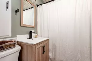199 E Weisheimer Rd, Columbus, OH 43214 - Photo 21