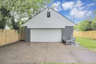 2949 Fleet Rd, Columbus, OH 43232 - Photo 39