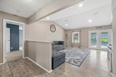 8878 Trowbridge Way, Huber Heights, OH 45424 - Photo 9