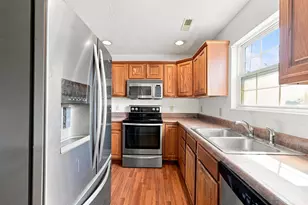 3033 Benchmark Dr, Columbus, OH 43219 - Photo 9