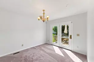3033 Benchmark Dr, Columbus, OH 43219 - Photo 5