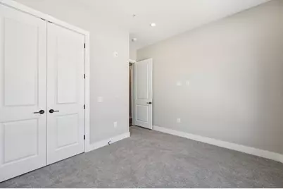 270 Dickenson Street #202, Columbus, OH 43215 - Photo 19
