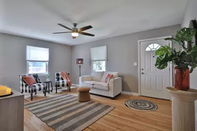 3264 Eisenhower Road, Columbus, OH 43224 - Photo 5