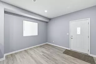 304 N State St, Marion, OH 43302 - Photo 9