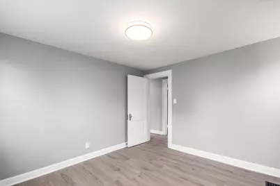 564 S Wayne Avenue, Columbus, OH 43204 - Photo 23