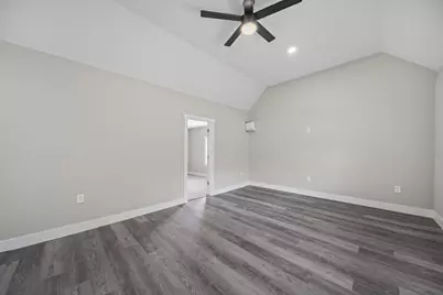 2385 Hanna Drive, Columbus, OH 43211 - Photo 25