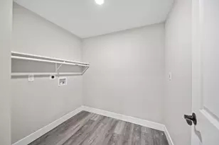 2385 Hanna Dr, Columbus, OH 43211 - Photo 31