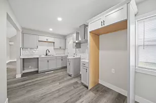 2385 Hanna Dr, Columbus, OH 43211 - Photo 13
