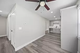 2385 Hanna Dr, Columbus, OH 43211 - Photo 95