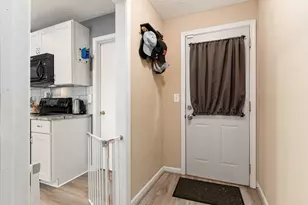 3233 Colony Hill Ln, Columbus, OH 43204 - Photo 17