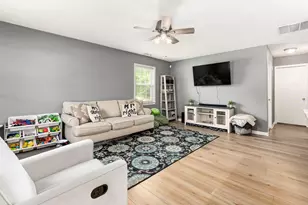 3233 Colony Hill Ln, Columbus, OH 43204 - Photo 5