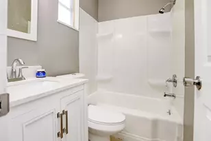 366 Wrexham Ave, Columbus, OH 43223 - Photo 11