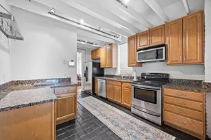 39 Clark Pl, Columbus, OH 43201 - Photo 15