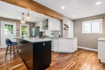 197 W Henderson Road, Columbus, OH 43214 - Photo 13