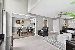 4895 Derry Ct, Columbus, OH 43221 - Photo 7
