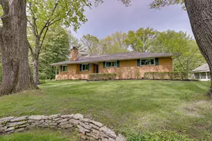 1091 Morning St, Worthington, OH 43085 - Photo 3