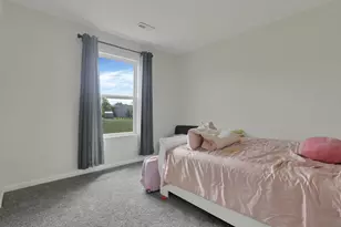 4640 Grandover Dr, Columbus, OH 43207 - Photo 29