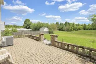 4640 Grandover Dr, Columbus, OH 43207 - Photo 41