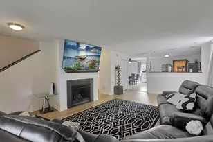 4640 Grandover Dr, Columbus, OH 43207 - Photo 9