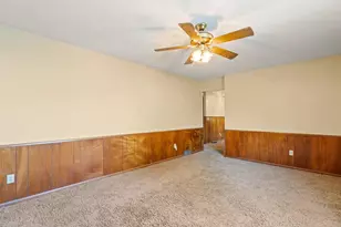 6028 Darby Ln, Columbus, OH 43229 - Photo 23