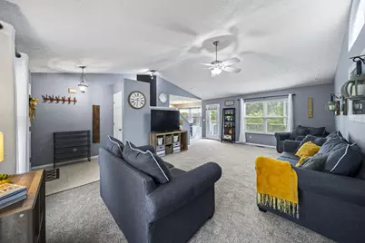 9053 Longstone Drive, Lewis Center, OH 43035 - Photo 5