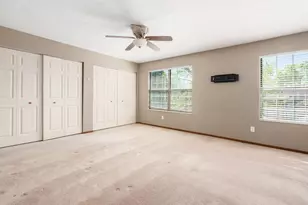 4432 Village Park Dr, Columbus, OH 43228 - Photo 19
