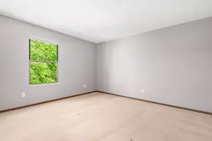 4432 Village Park Dr, Columbus, OH 43228 - Photo 25