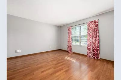 4432 Village Park Drive, Columbus, OH 43228 - Photo 5