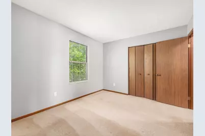 4432 Village Park Drive, Columbus, OH 43228 - Photo 23