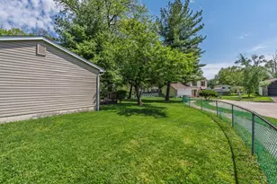 2879 Blarefield Dr, Columbus, OH 43231 - Photo 29