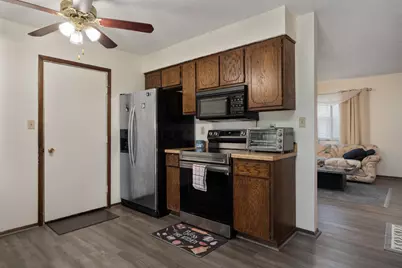 2879 Blarefield Drive, Columbus, OH 43231 - Photo 9