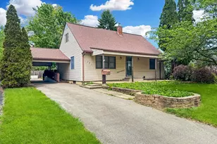351 Deerfield Rd, Columbus, OH 43228 - Photo 1