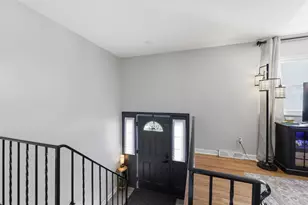 6097 Karl Rd, Columbus, OH 43229 - Photo 5