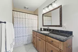 1920 McCoy Rd, Columbus, OH 43220 - Photo 21