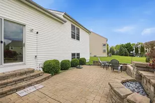 321 Amber Light Cir, Delaware, OH 43015 - Photo 31