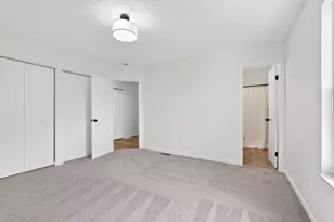 367 Effington Ln, Columbus, OH 43207 - Photo 11