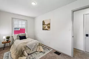 1087 Acton Rd, Columbus, OH 43224 - Photo 11