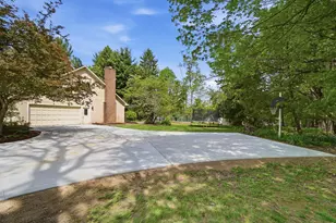 169 Victoria Dr, Granville, OH 43023 - Photo 3
