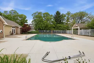 6729 Meadow Creek Dr Dr, Columbus, OH 43235 - Photo 13