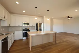 270 Warbler Cir, Galena, OH 43021 - Photo 7