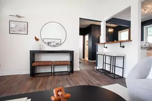 1041 Oregon Ave, Columbus, OH 43201 - Photo 9