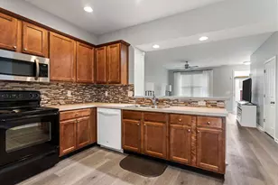 1836 Epic Way, Grove City, OH 43123 - Photo 9