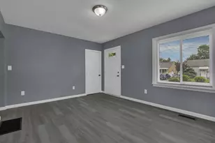 2781 Pontiac St, Columbus, OH 43211 - Photo 5