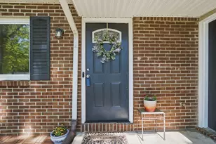 2896 Chimney Point Dr, Columbus, OH 43231 - Photo 3