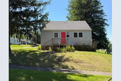124 E King Street, Zanesville, OH 43701 - Photo 1