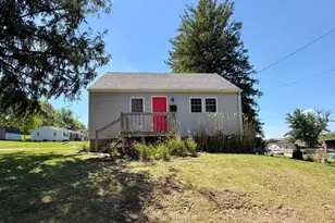 124 E King St, Zanesville, OH 43701 - Photo 11