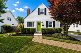 2799 Brandon Rd, Upper Arlington, OH 43221 - Photo 1
