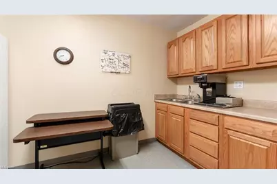 172 S Friendship Drive, New Concord, OH 43762 - Photo 21