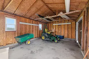 5134 Holmes Center Rd, Bucyrus, OH 44820 - Photo 33