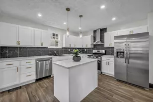 768 Seymour Ave, Columbus, OH 43205 - Photo 3